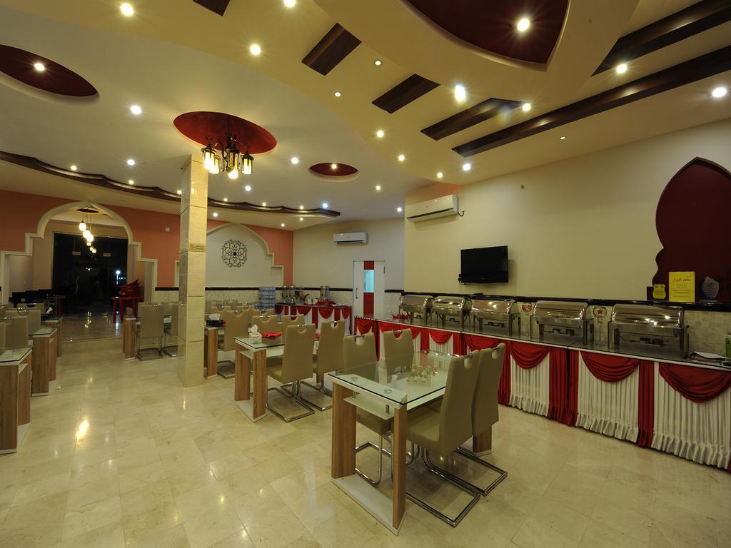 巴赫莱公寓酒店 Bahlāʼ 外观 照片